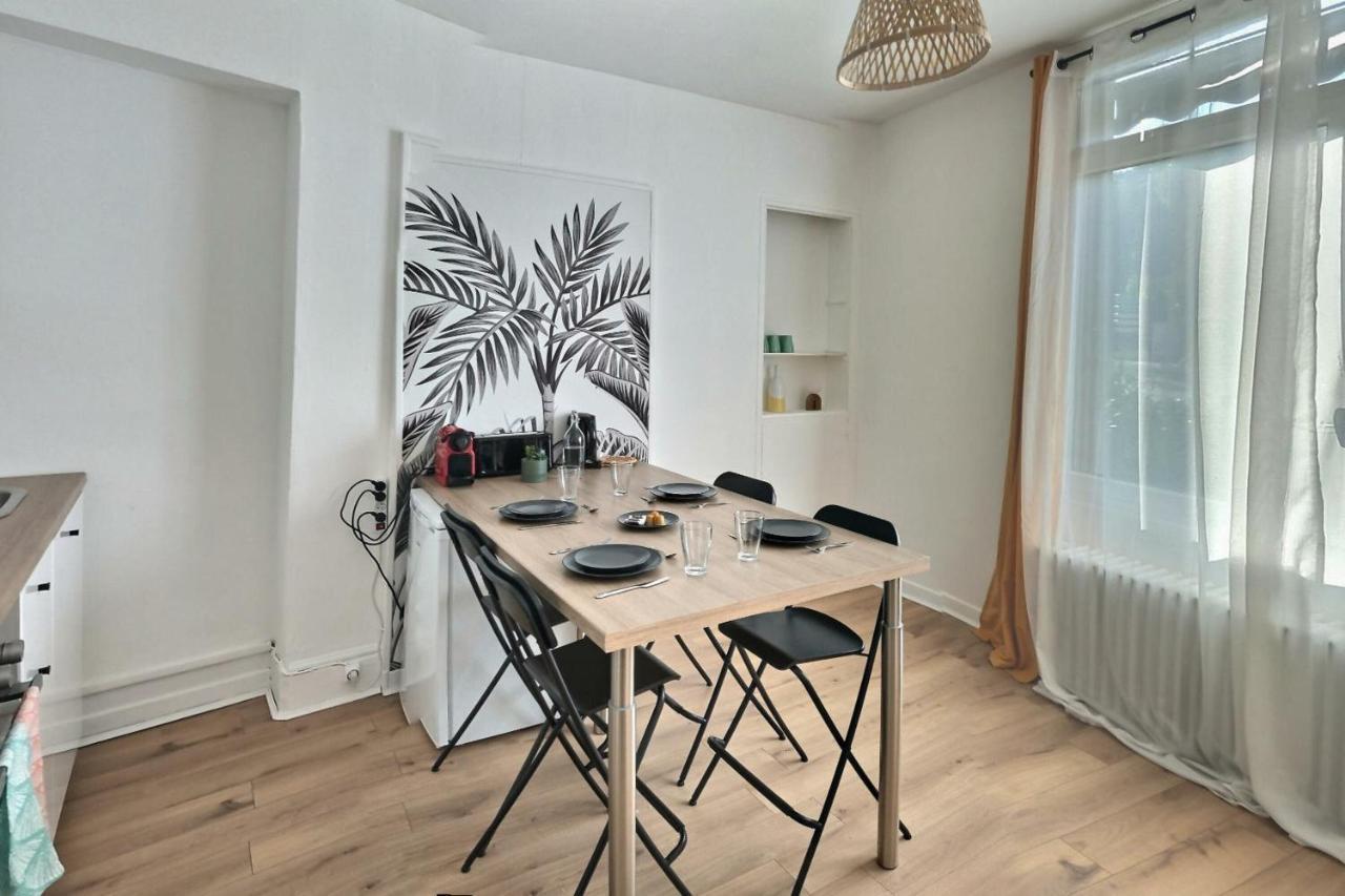 Ferienwohnung F2 La Pause Ebroicienne Proximite Gare Évreux Exterior foto